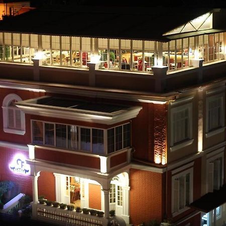 Hotel Boutique Restaurant Gloria Tirana Exterior photo