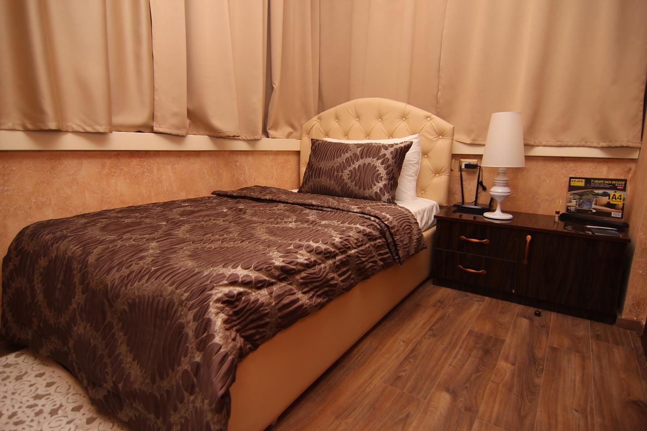 Hotel Boutique Restaurant Gloria Tirana Room photo